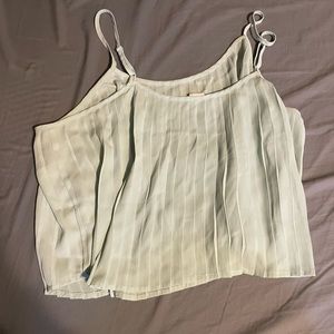 La hearts teal shirt with ruffles